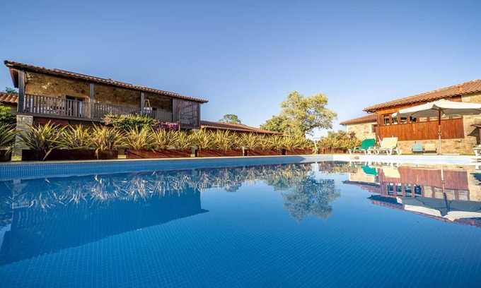 Amares House | Pet Friendly | Barbecue | Snooker | MyStay