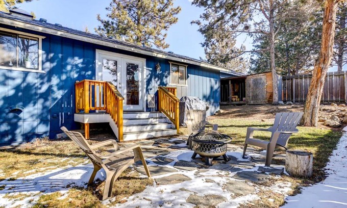 Southern Crossing House | Pet-Friendly Bend Home about 2 Mi to Downtown