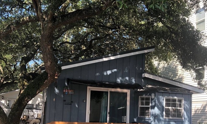 Surfside Beach Cottage | Pet Friendly, golf cart, 2 minute walk to the beach with ocean in sight
