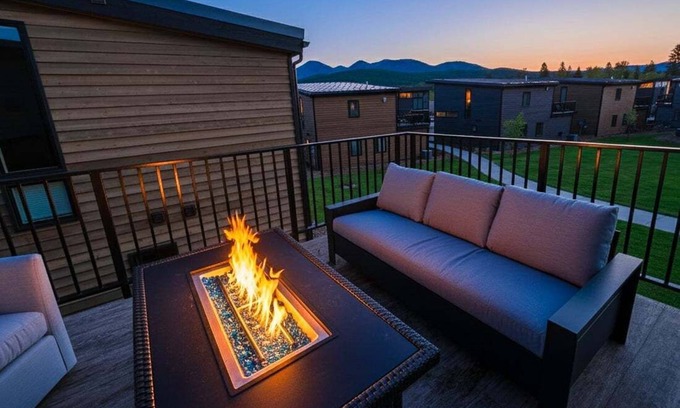 Whitefish House | Pet Friendly! Gone Country at the Quarry, 2 bd/2 bth w/Awesome Views, Hot Tub and Pool
