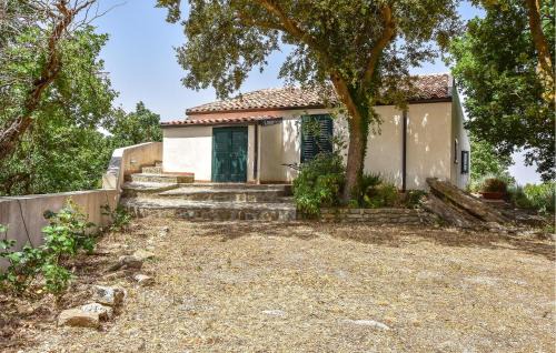 Corleone House | Pet Friendly Home In Corleone With Wifi