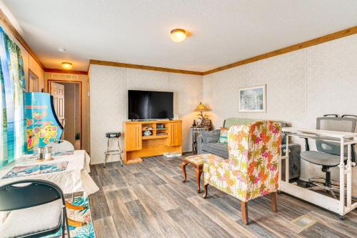Punta Gorda House | Pet-Friendly Punta Gorda Getaway with Fire Pit!