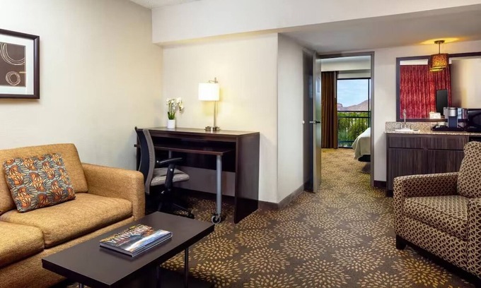 Camelback East Hotel | Pet-Friendly Retreat w/Pool & Lush Backyard Oasis - Free Airport Shuttle