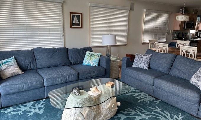 Sea Isle City House | Pet Friendly, sleeps 11, near downtown