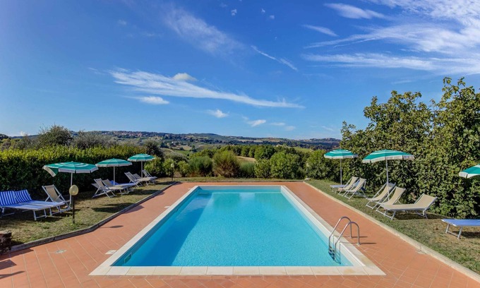 Gambassi Terme House | Pet-friendly Space With Pool