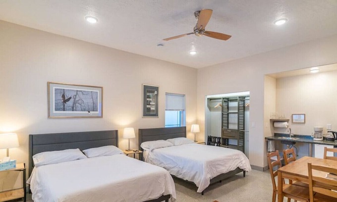 Badger Apartment | PET FRIENDLY-The Alaska Brown Hill Retreat 2.0