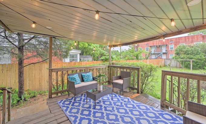 Tulsa House | Pet-Friendly Tulsa Digs w/Deck & Fenced Yard