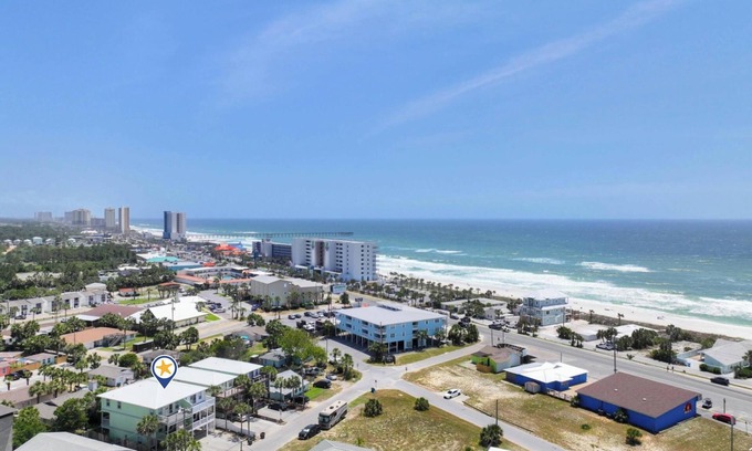 Bahama Beach House | Pet Friendly Studio Near Beach, Free Activities, Perfect for Couples PCB Stay