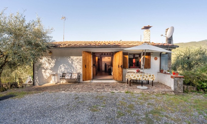 Pescia Villa | Pet-friendly Villa gli Olivi Country House with Mountain View, Garden, Terrace & BBQ