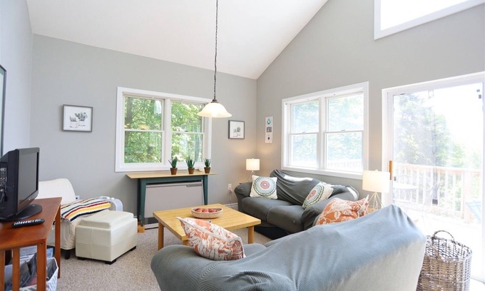 Campton House | Pet Friendly Waterville Estates Private Home for relaxation in the White Mountains! (WT50E)