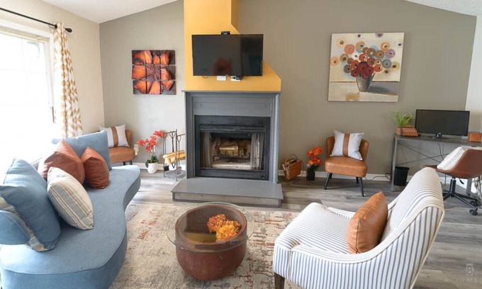 Norfolk - Virginia Beach Condo | Petal Shores