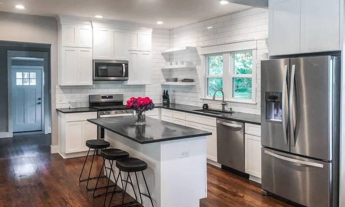 Stillwater House | PeteRetreat -Two blocks from OSU, newly remodeled home
