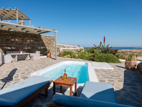 Parikia Apartment | Peters Place - Paros Resort