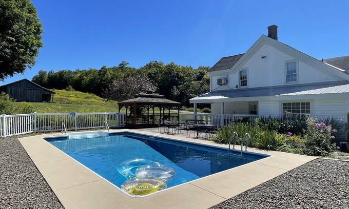 Laurens House | Peterson Place - Large updated farmhouse, pool, fire pit, close to Oneonta
