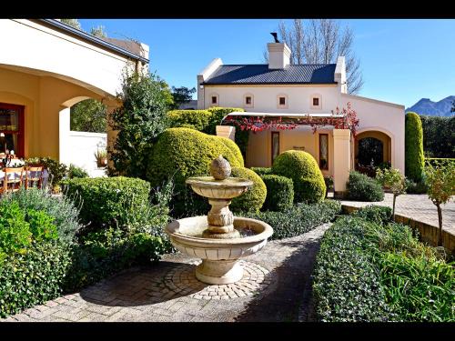 Franschhoek House | Petit & Grande Plaisir luxury self-catering