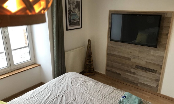 Laroquebrou Apartment | Petit Hôtel Rural au Bord de la Cère