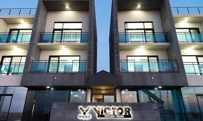 Downtown House | Petit Jeju Victor