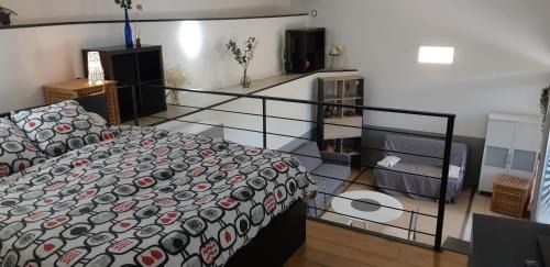 Collobrieres Apartment | Petit loft face rivière