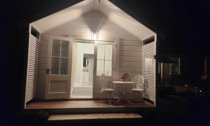 Martinborough Apartment | Petite on Regent