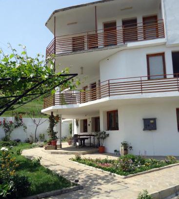 Obzor House | Petrovi Guest House