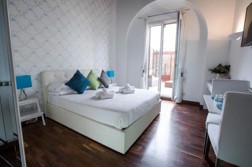 Rione VII Regola Bed & Breakfast | Pettinary Village B&B