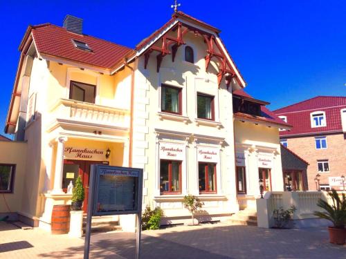 Burg auf Fehmarn Hotel | Pfannkuchenhaus Fehmarn