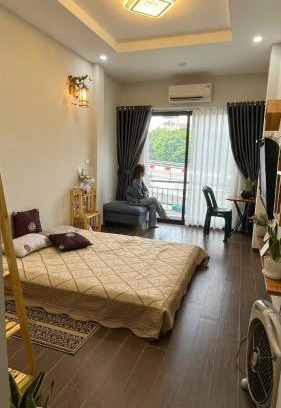 Ngoc Khanh House | Phòng mặt đường Nguyễn Chí Thanh