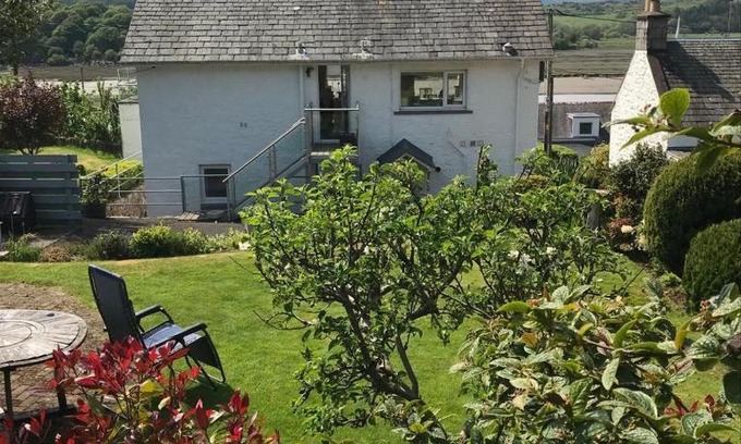 Kippford House | Phoenix Cottage