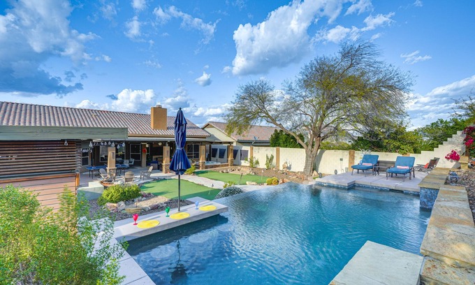 Paradise Valley Village House | Phoenix Home w/Private Oasis: Walk to Lookout Mtn