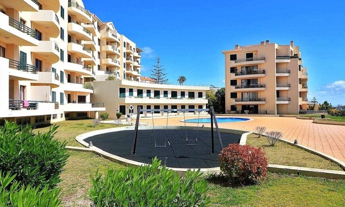 Canico Apartment | Pia's Place - Apt with sea view