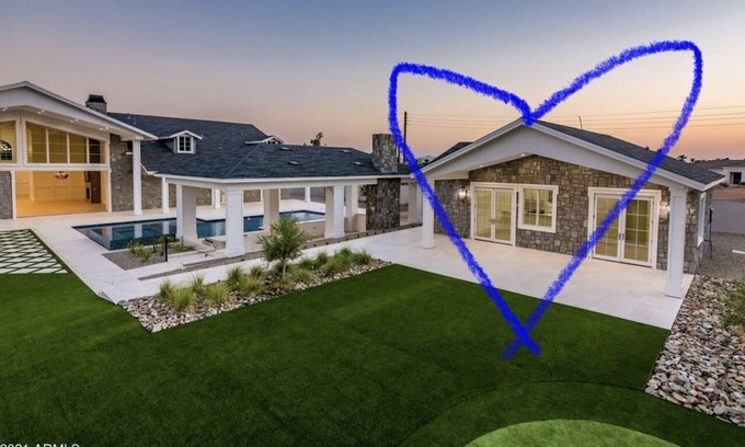 Camelback East House | Picturesque Camelback Mountain Views- Guest House Prívate Entrance