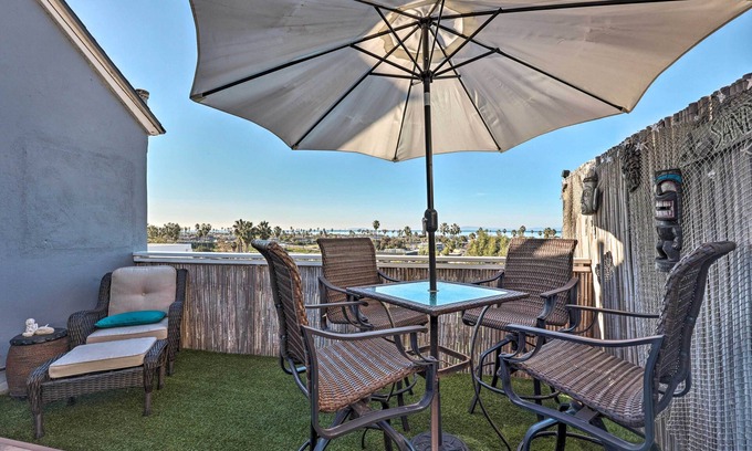 Ventura Cottage | Picturesque Ventura Retreat: Steps to Shore!