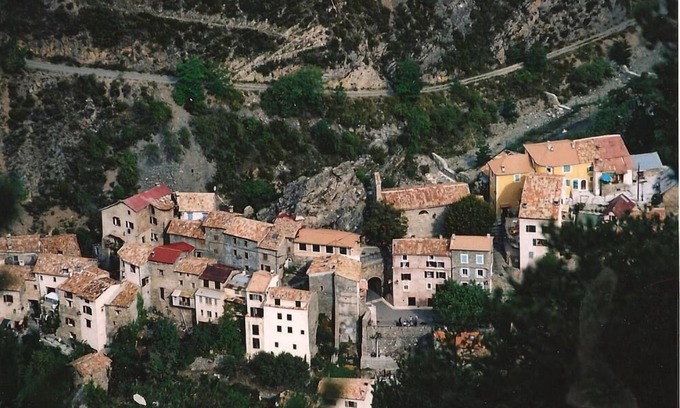 Pierlas House | Pierlas: Apartment/flat - PIERLAS