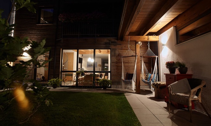 Sankt Anton am Arlberg Cabin | Piltriquitron Lodging St. Anton am Arlberg