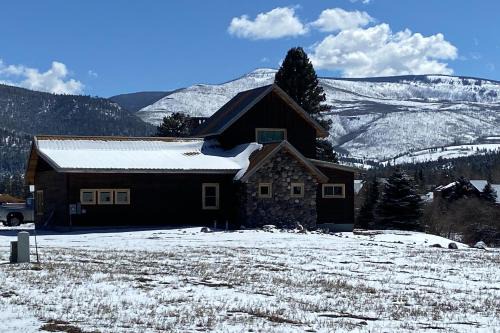 South Fork House | Pine Croft on the Rio Grande