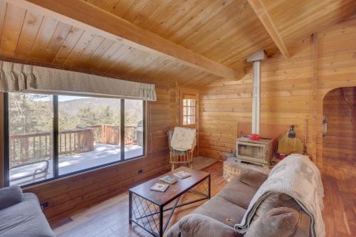 Pine Mountain Club House | Pine Mountain Club Cabin Rental with Pool Access!