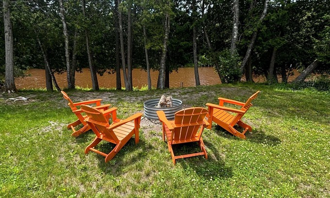 Hessel Cottage | Pine River Cottage: Crisp Air & Colorful Leaves – A Fall Retreat by the River!