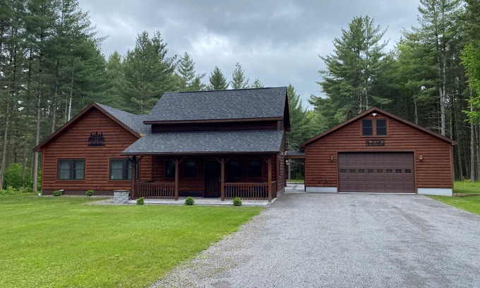 Brantingham Cabin | Pine View Retreat | Walk to Lake | Game Room