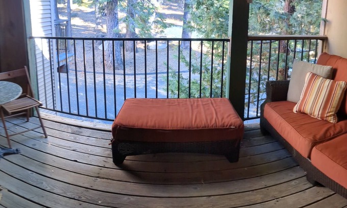 Pinecrest Condo | Pinecrestarearentals #12 Leland Snowplay Book 2 nights get 3rd free 1/24-2/9