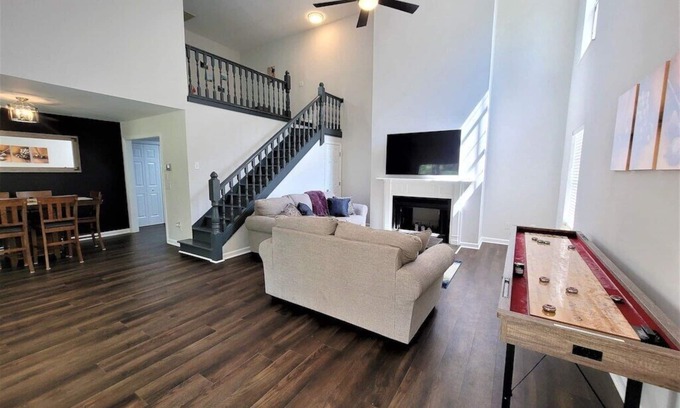 Pinehurst House | Pinehurst Manor - Beautifully renovated 2B/2B Townhome