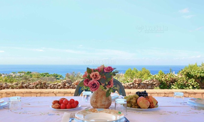 Marina San Gregorio House | Pino amazing seaview