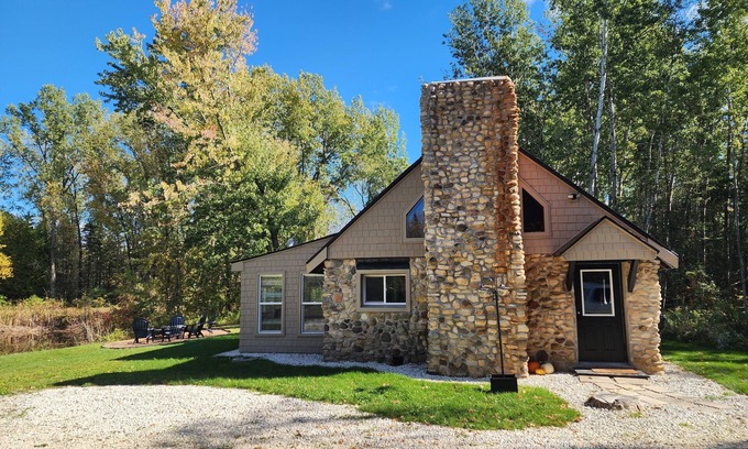 Door County Cabin | Plan a Cozy winter Getaway to The Woods!