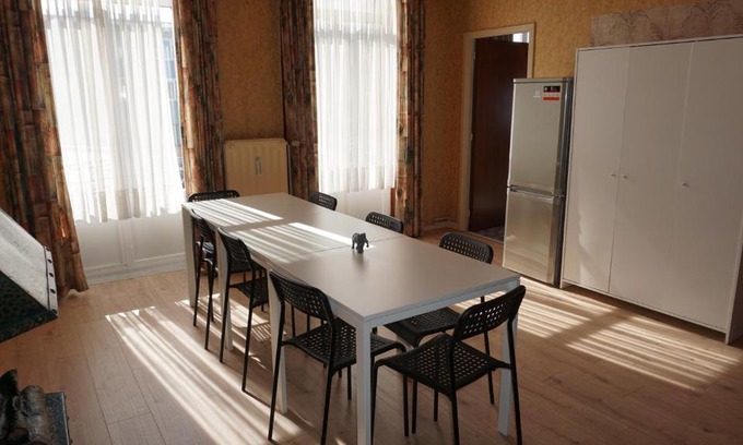 Zurenborg Apartment | Plantin Apartment