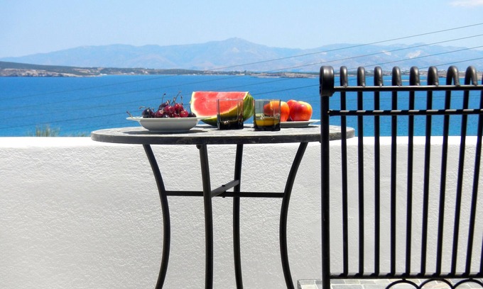 Naousa House | Playera bungalow F sea view