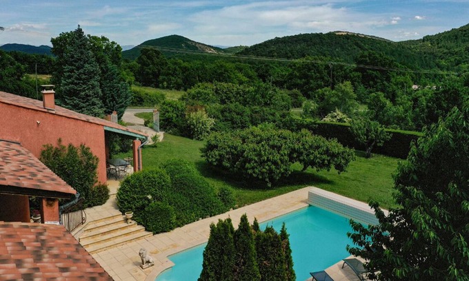 Saint-Etienne-les-Orgues House | Pleasant single-storey house, sleeps 7, unobstructed view, private pool.