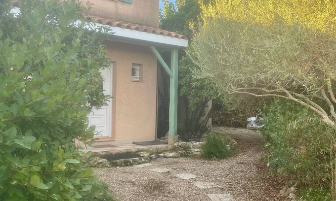 Caux House | Pleasant family home near Pézenas