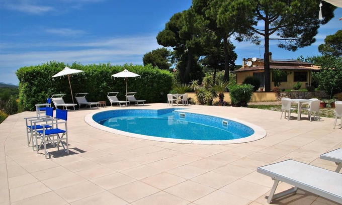 Itri House | Pleasant house in Itri with covered patio