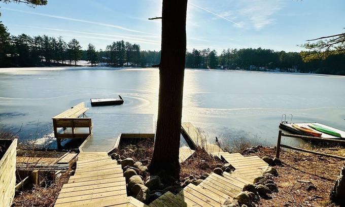Brantingham House | Pleasant Lake House with private docks and large decks!