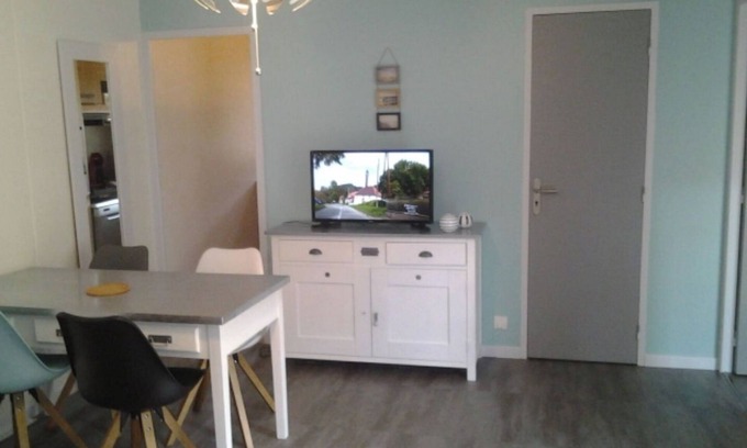 Soustons House | Pleasant Maisonnette 2/4 pers in residence with swimming pool.