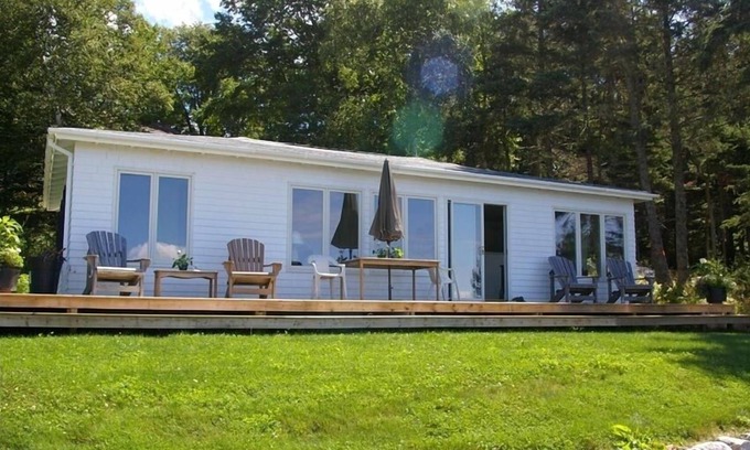 Seabright Cottage | Pleasant Nova Scotia Cottage